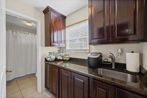 305 Whitesands Trail Dale TX 78616