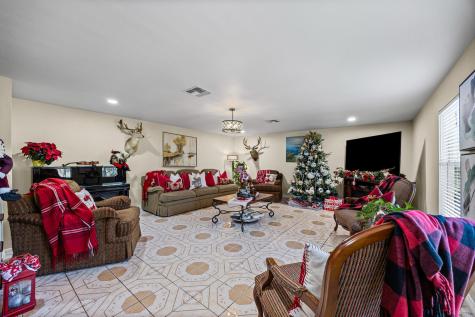 305 Whitesands Trail Dale TX 78616