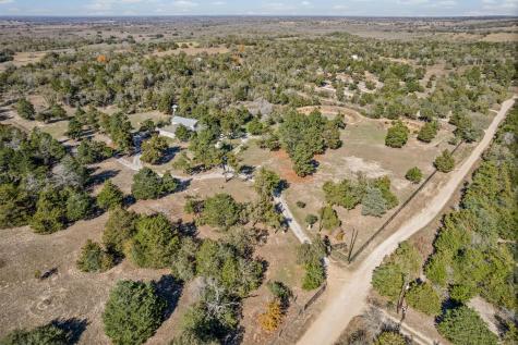 305 Whitesands Trail Dale TX 78616