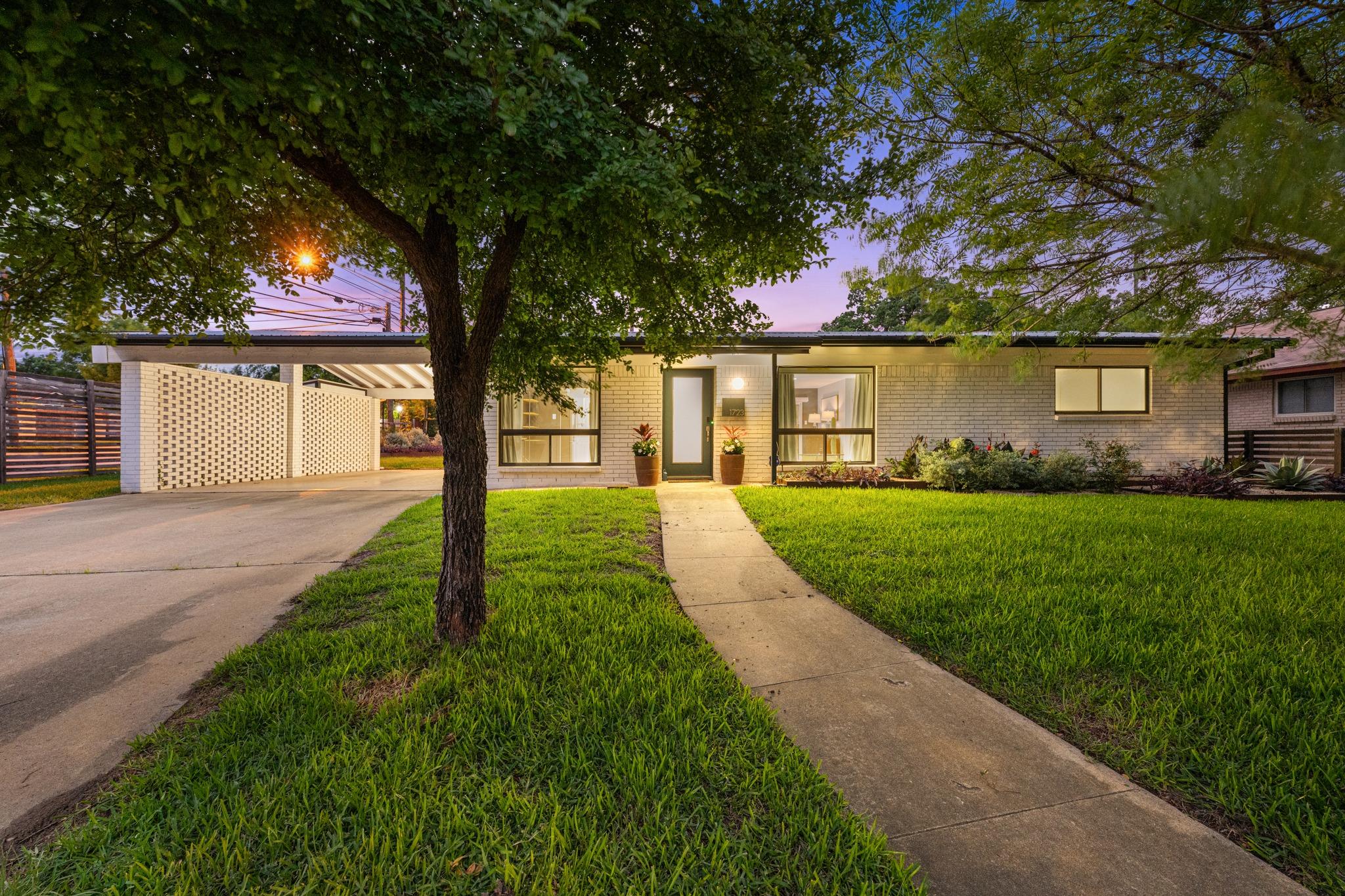 1723 Fawn Drive Austin TX 78741