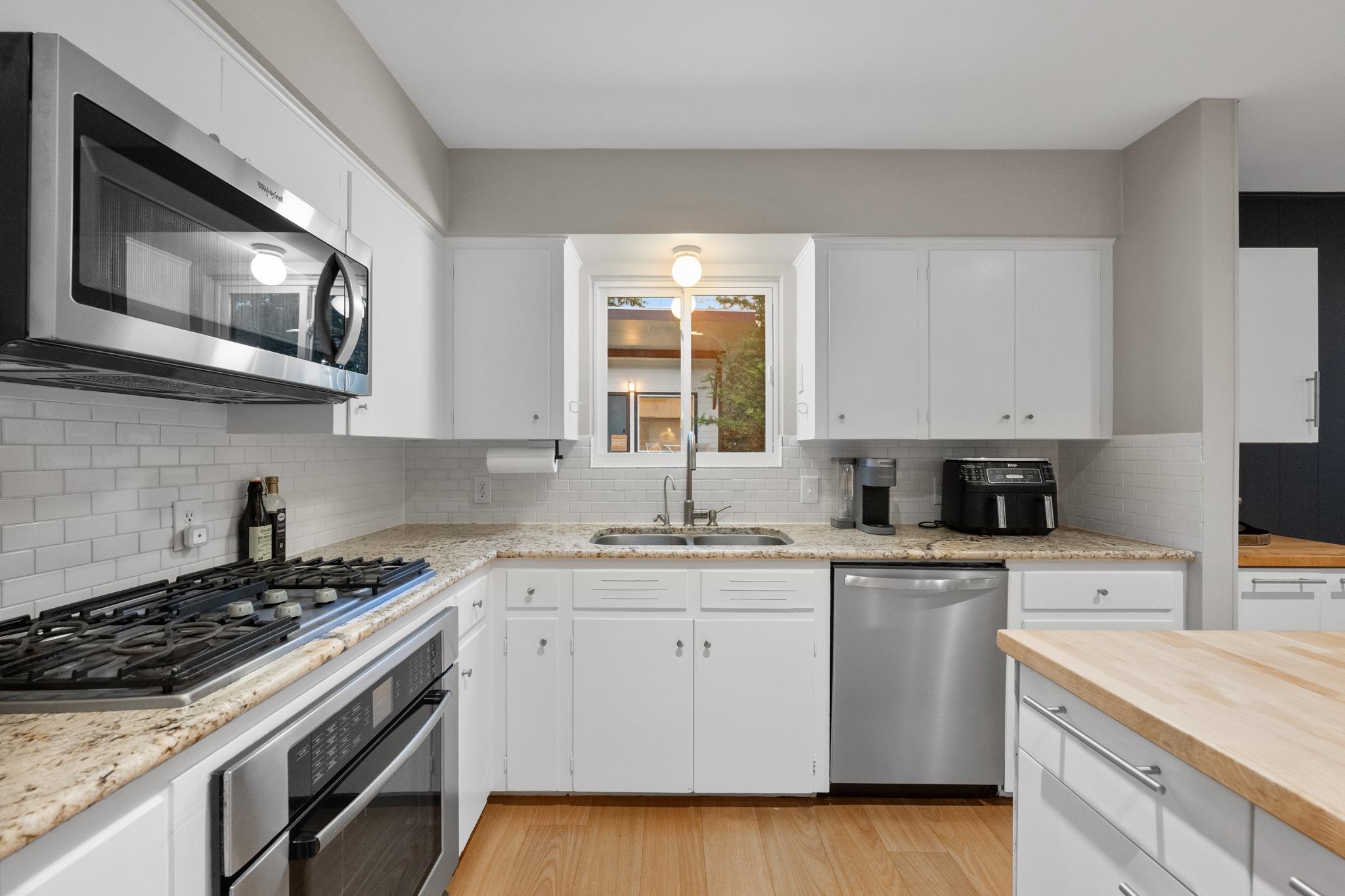 1723 Fawn Drive Austin TX 78741