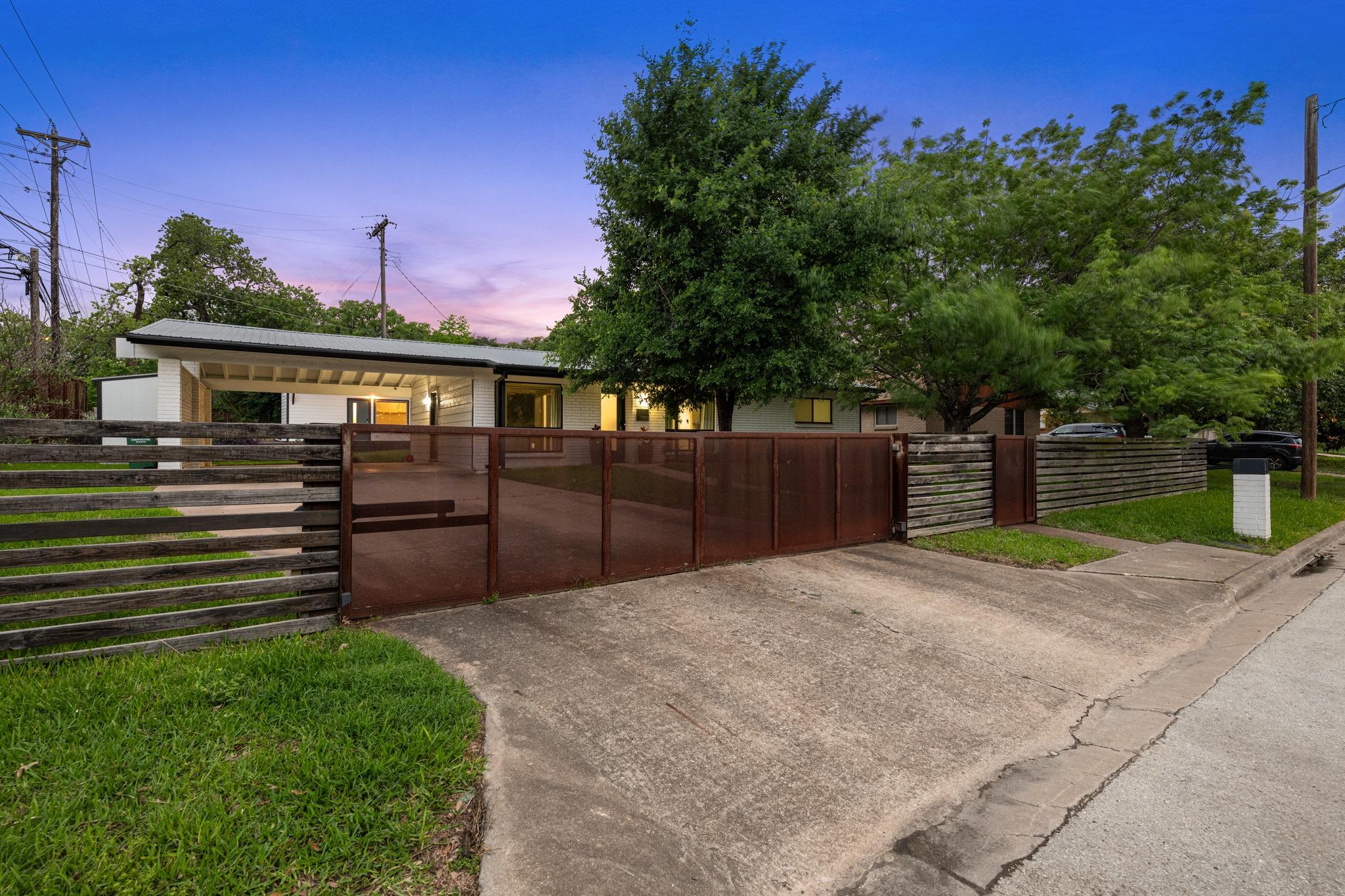 1723 Fawn Drive Austin TX 78741
