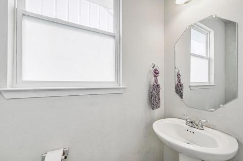 141 Fabion Street Kyle TX 78640