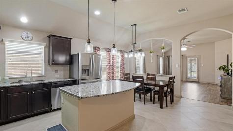 102 N Pasture Cove Hutto TX 78634