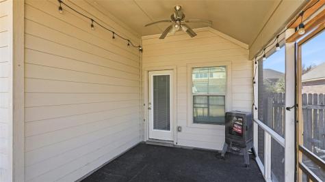 102 N Pasture Cove Hutto TX 78634