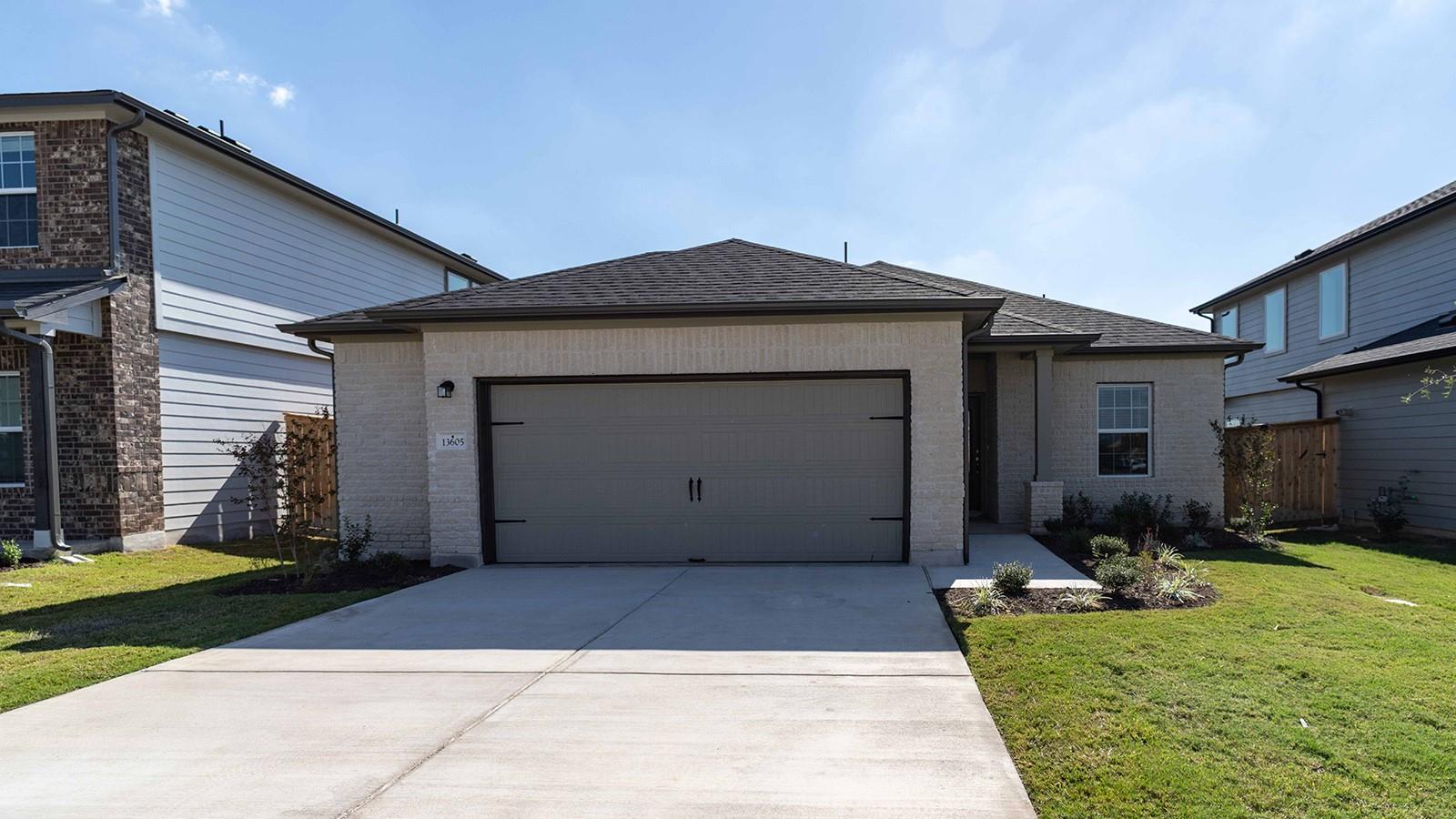 13605 Endless Narrow Lane Elgin TX 78621