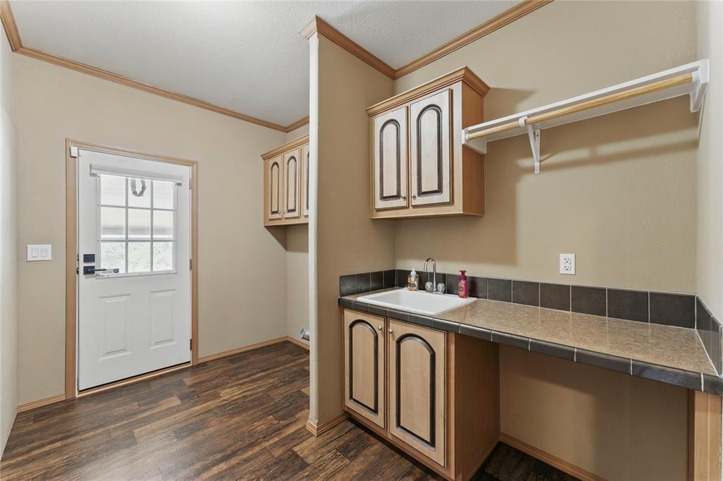 2792 Fm 535 Rosanky TX 78953
