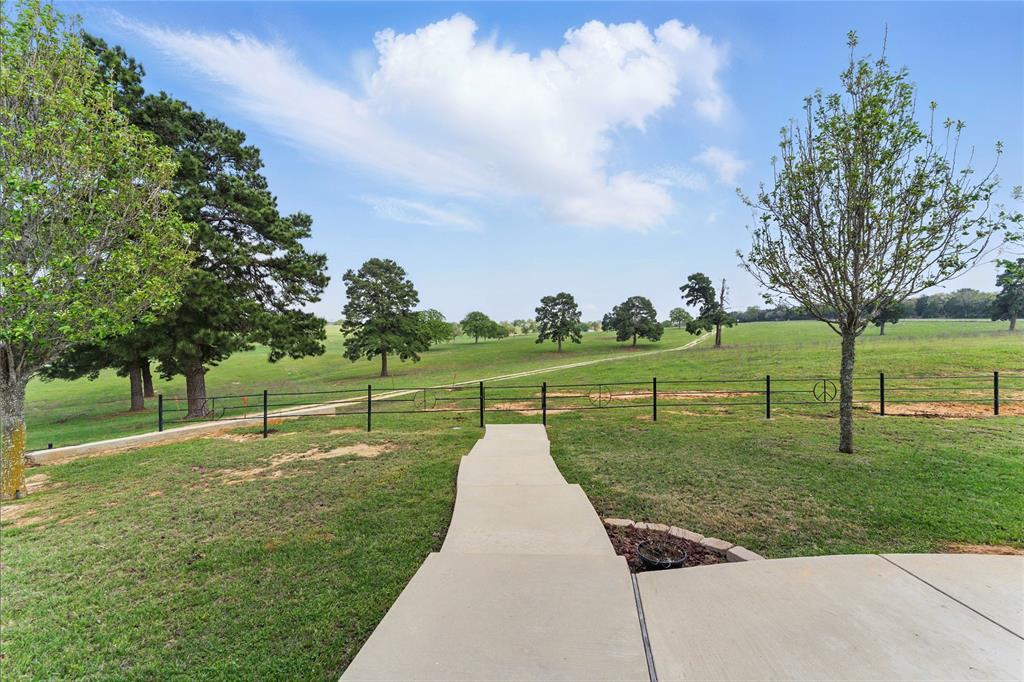 2792 Fm 535 Rosanky TX 78953