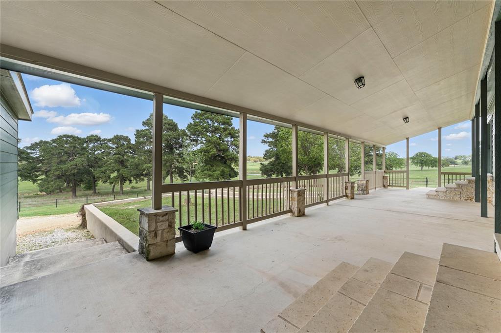 2792 Fm 535 Rosanky TX 78953