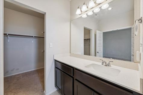 316 Insider Loop Elgin TX 78621