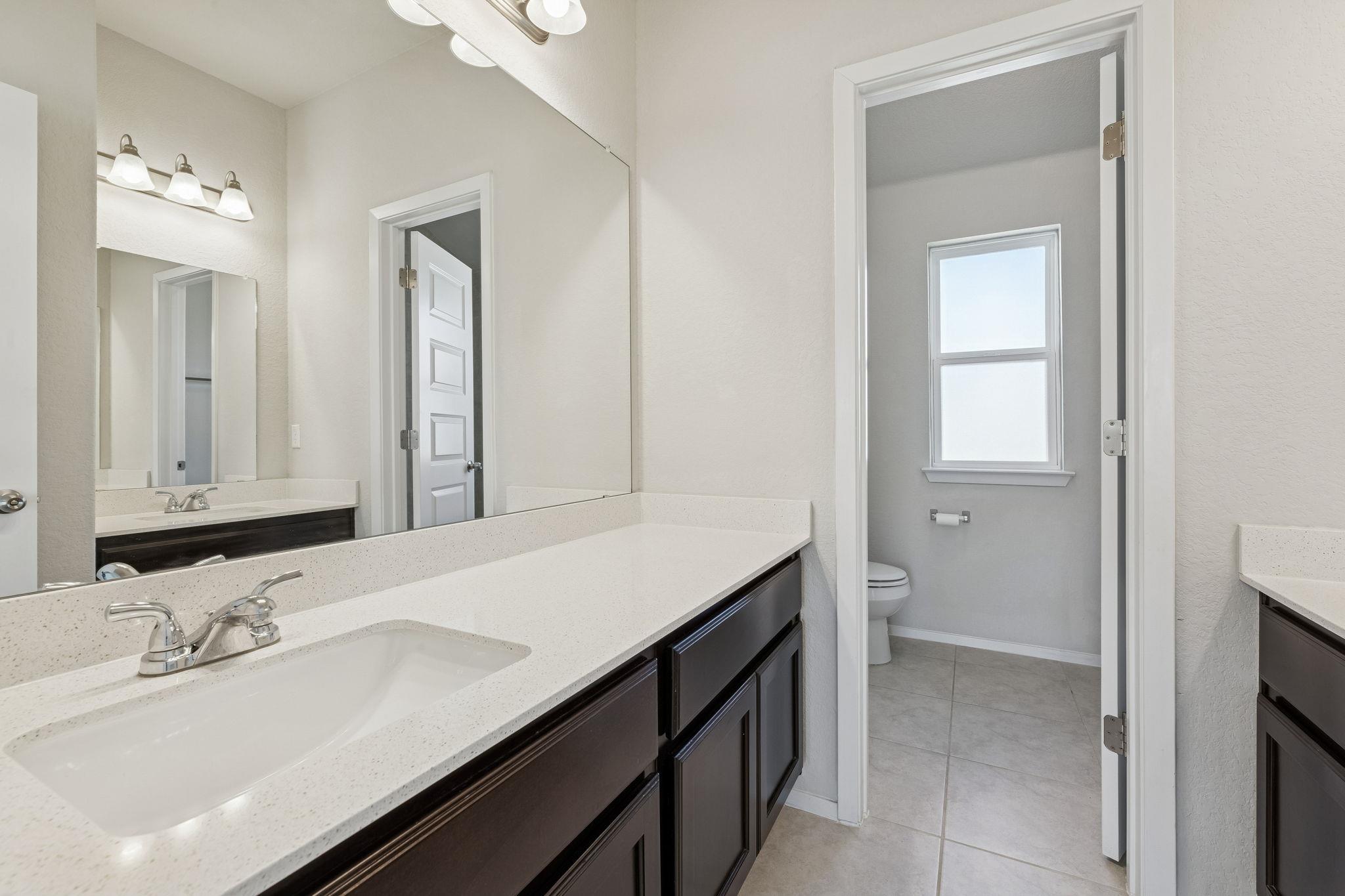 316 Insider Loop Elgin TX 78621