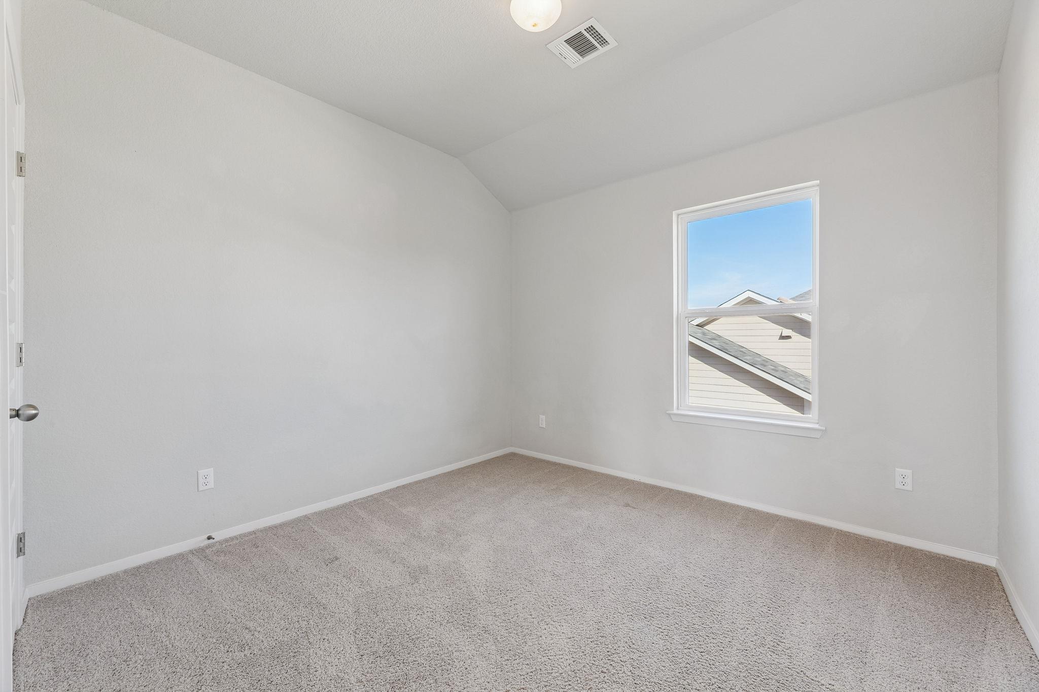 316 Insider Loop Elgin TX 78621