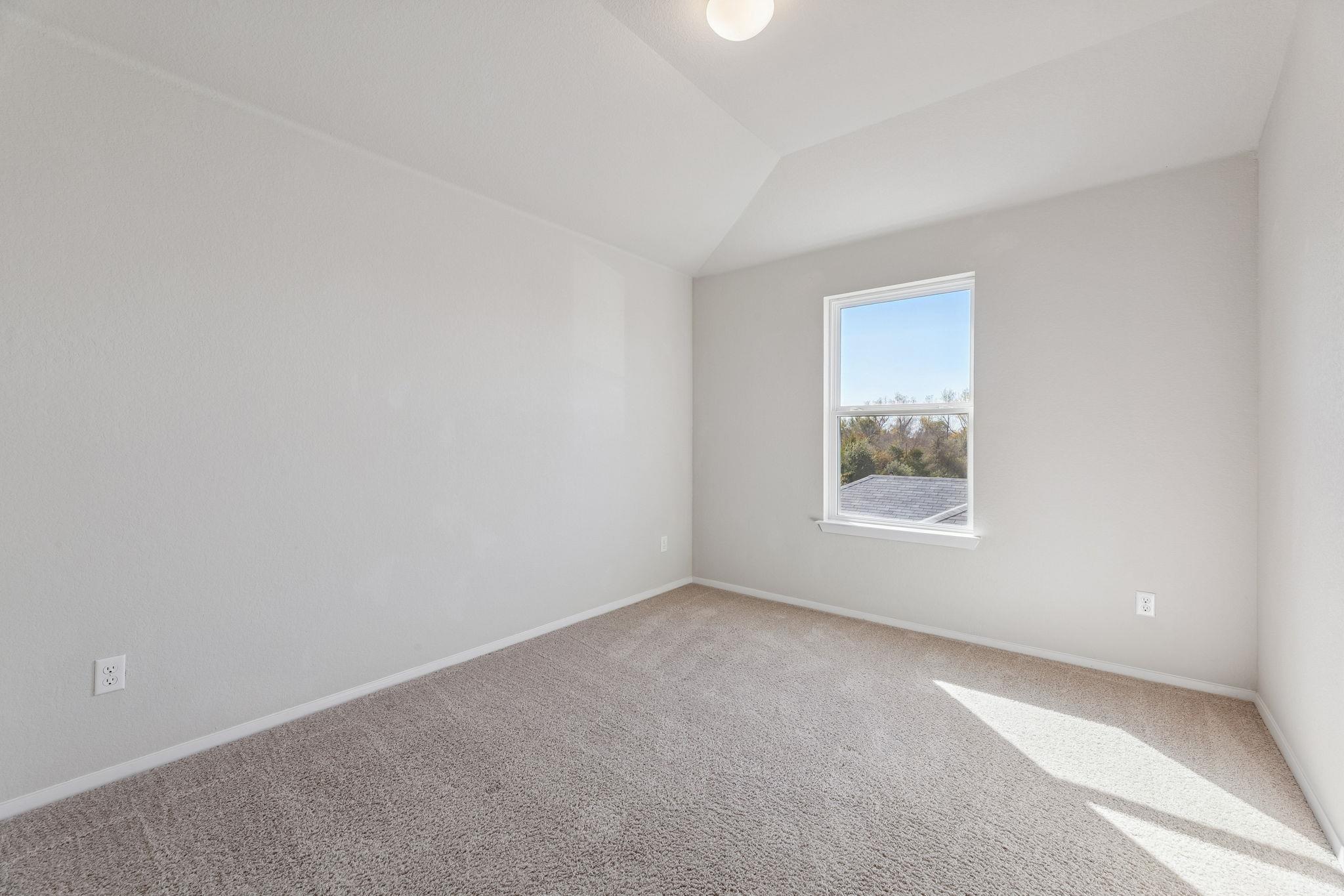 316 Insider Loop Elgin TX 78621