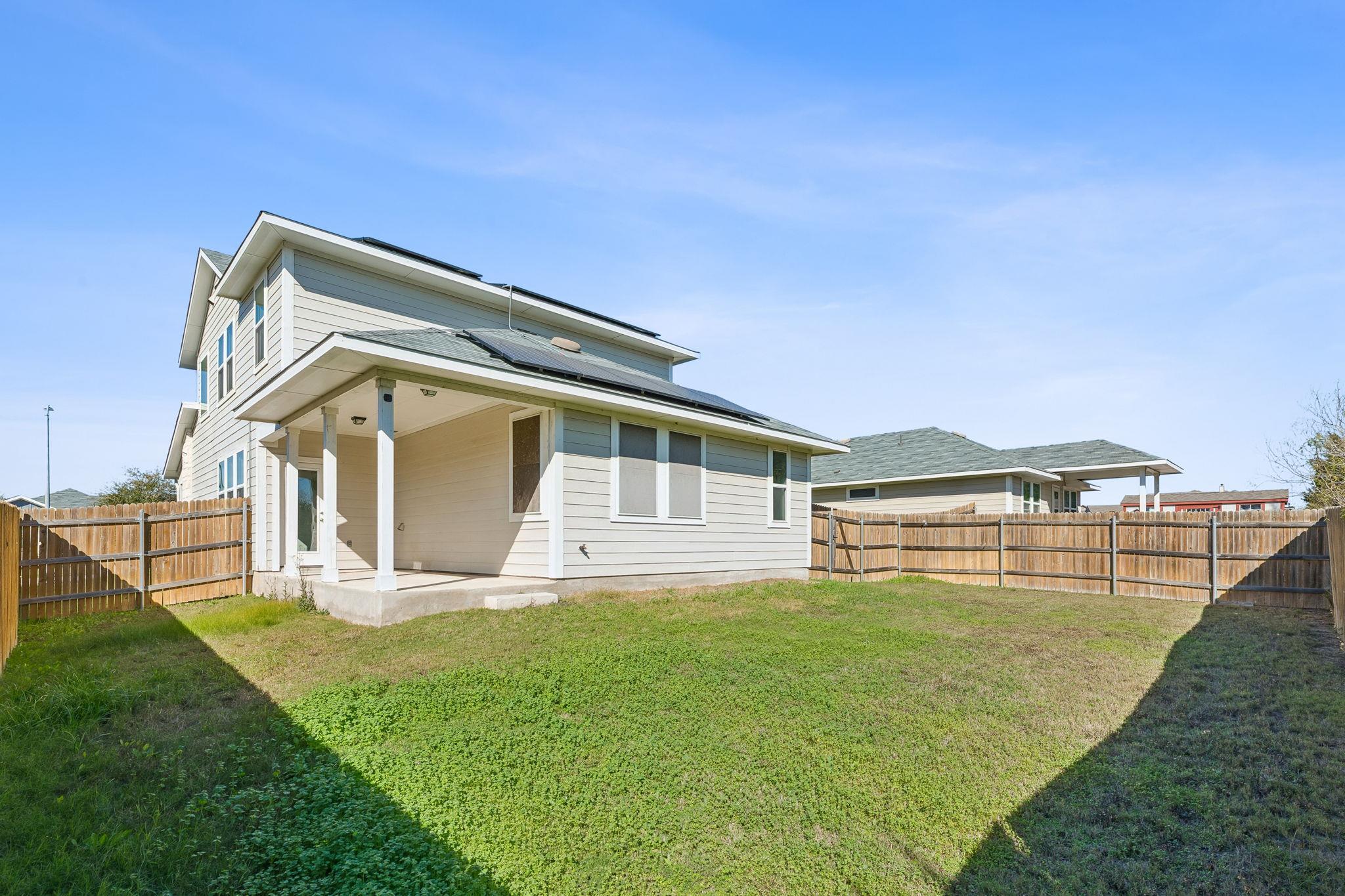 316 Insider Loop Elgin TX 78621
