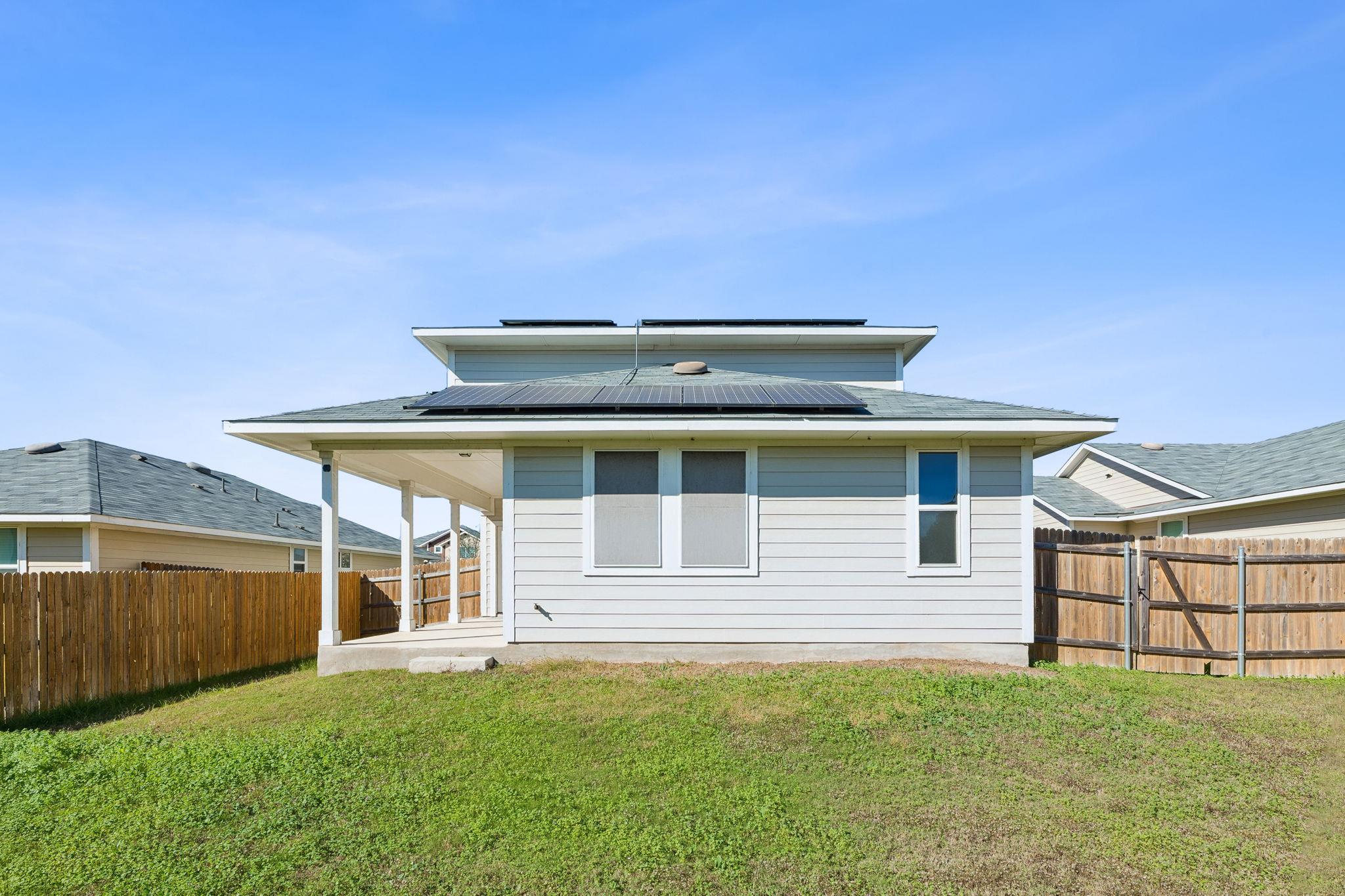 316 Insider Loop Elgin TX 78621