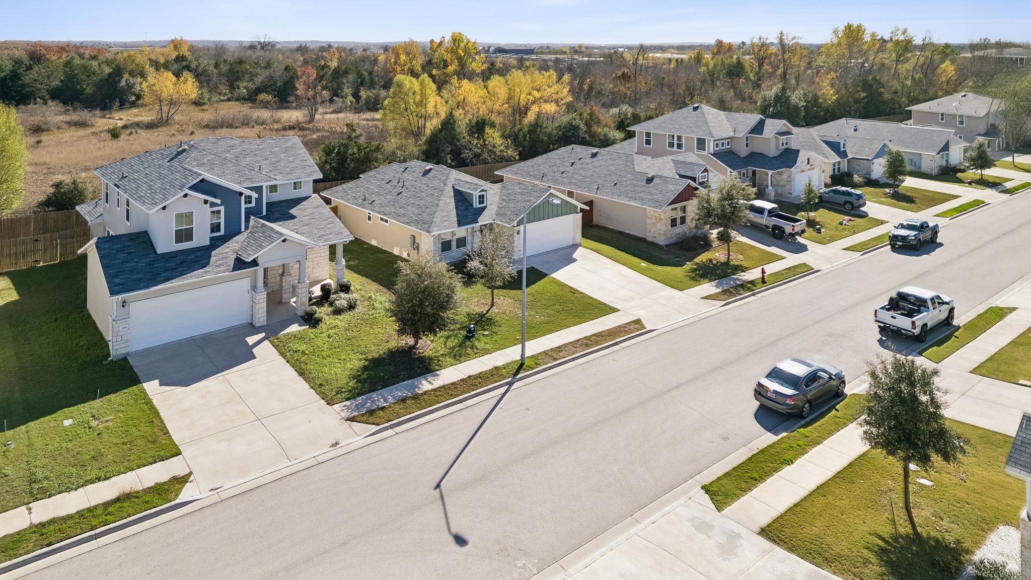 316 Insider Loop Elgin TX 78621