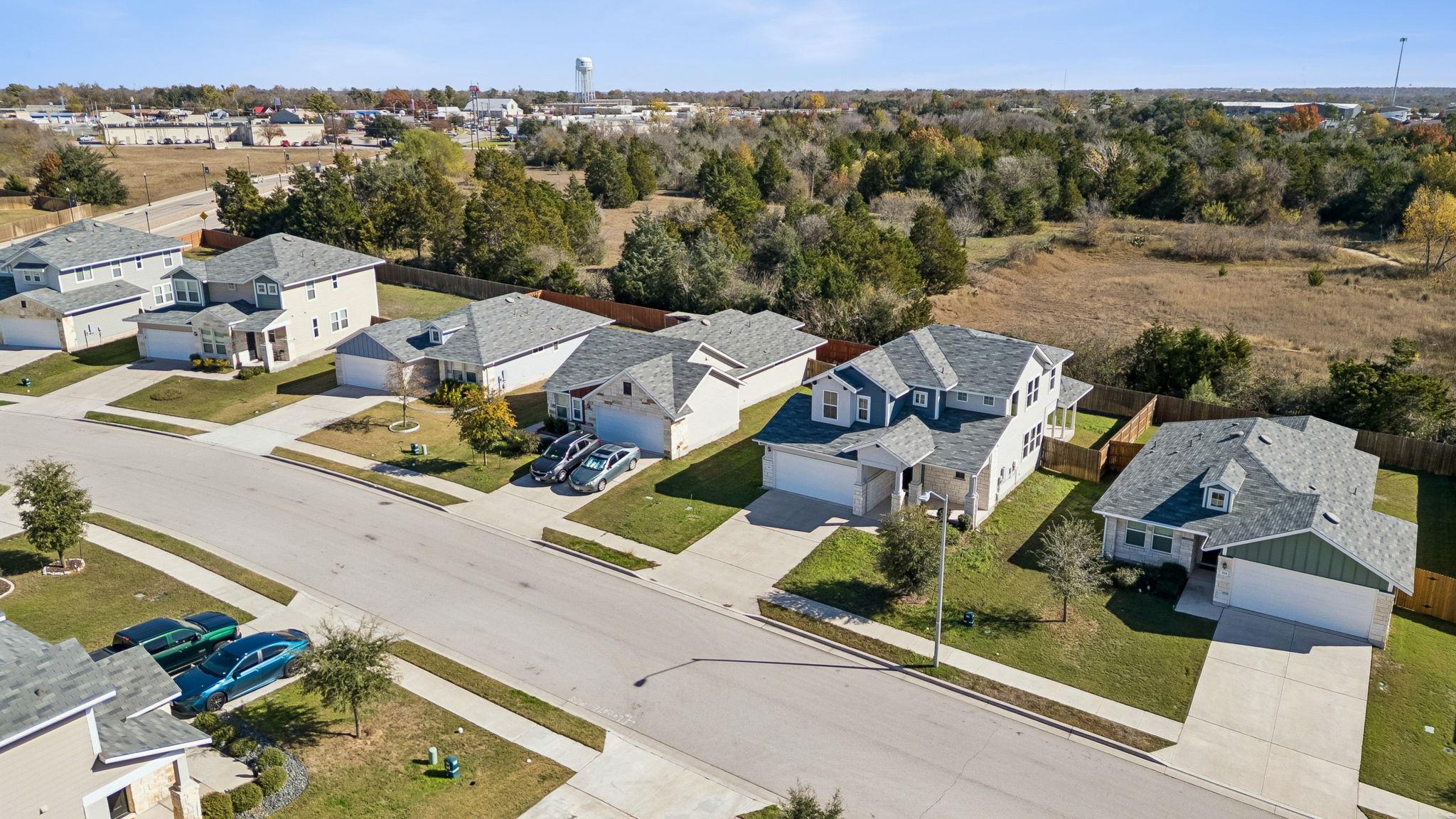 316 Insider Loop Elgin TX 78621
