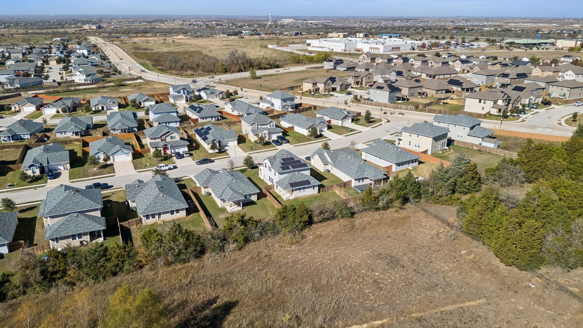 316 Insider Loop Elgin TX 78621