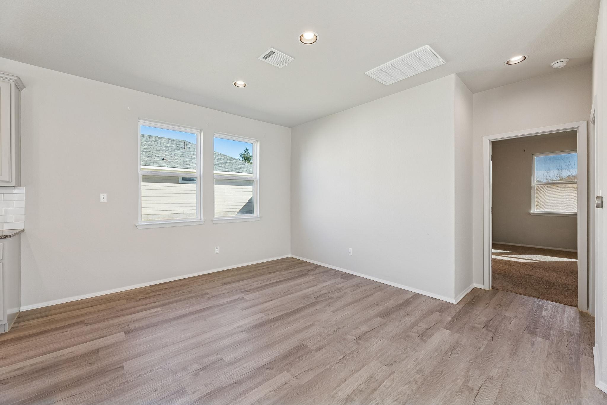 316 Insider Loop Elgin TX 78621