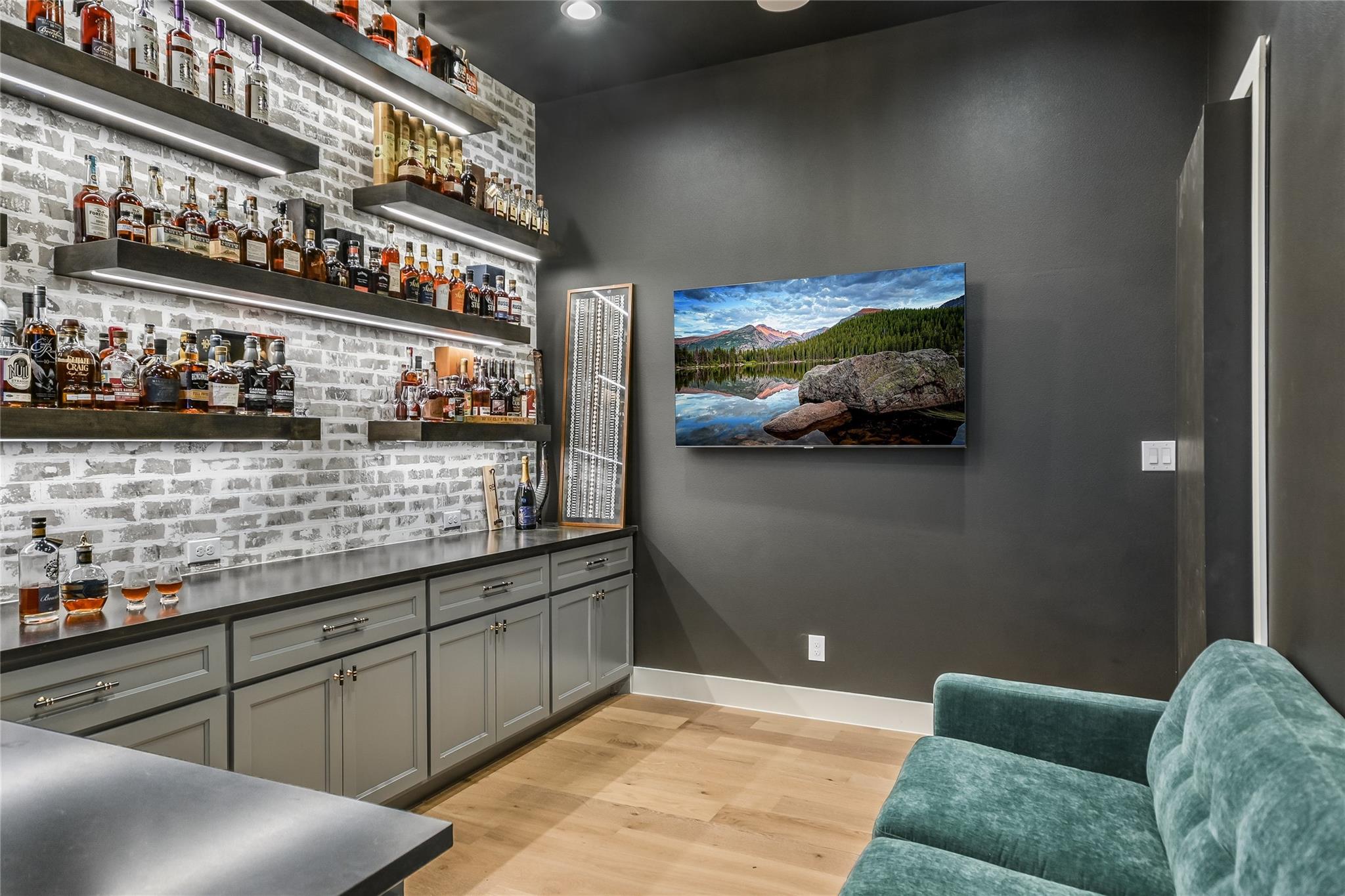 207 Gwendolyns Trail Wimberley TX 78676