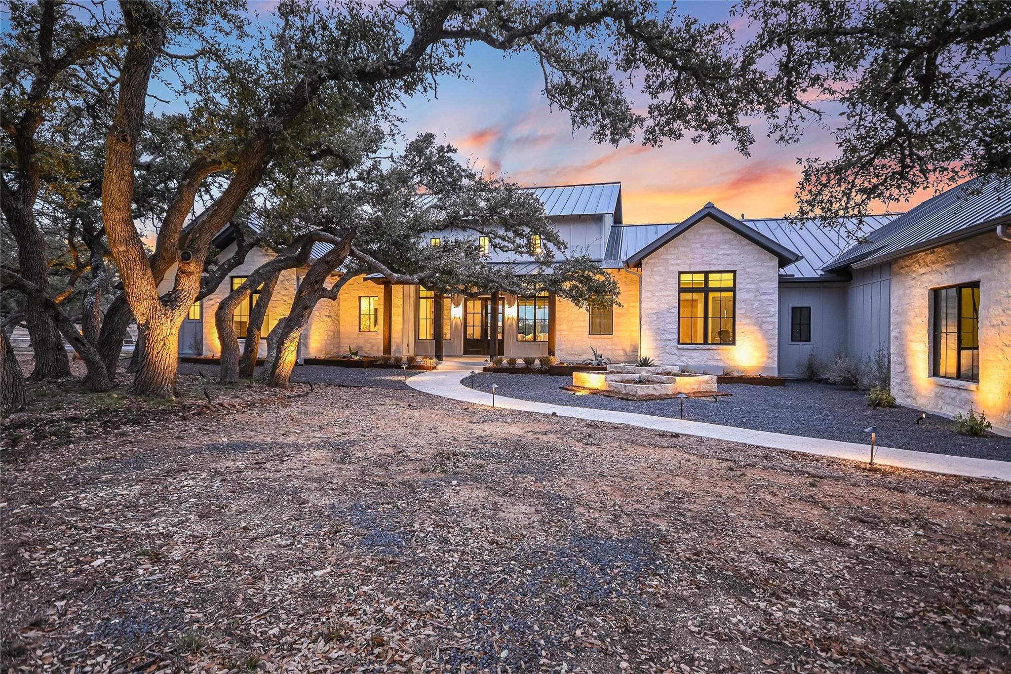 207 Gwendolyns Trail Wimberley TX 78676