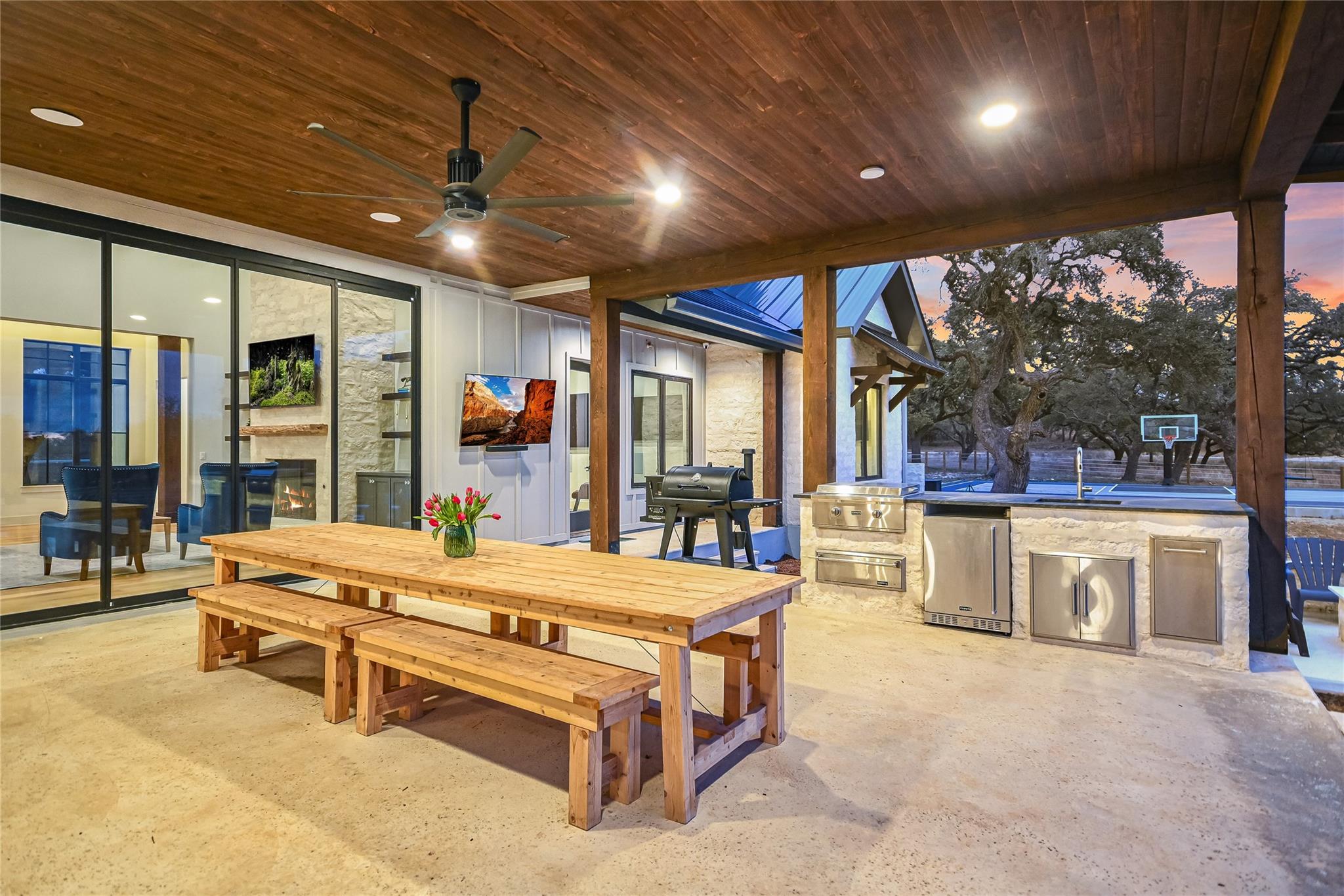 207 Gwendolyns Trail Wimberley TX 78676