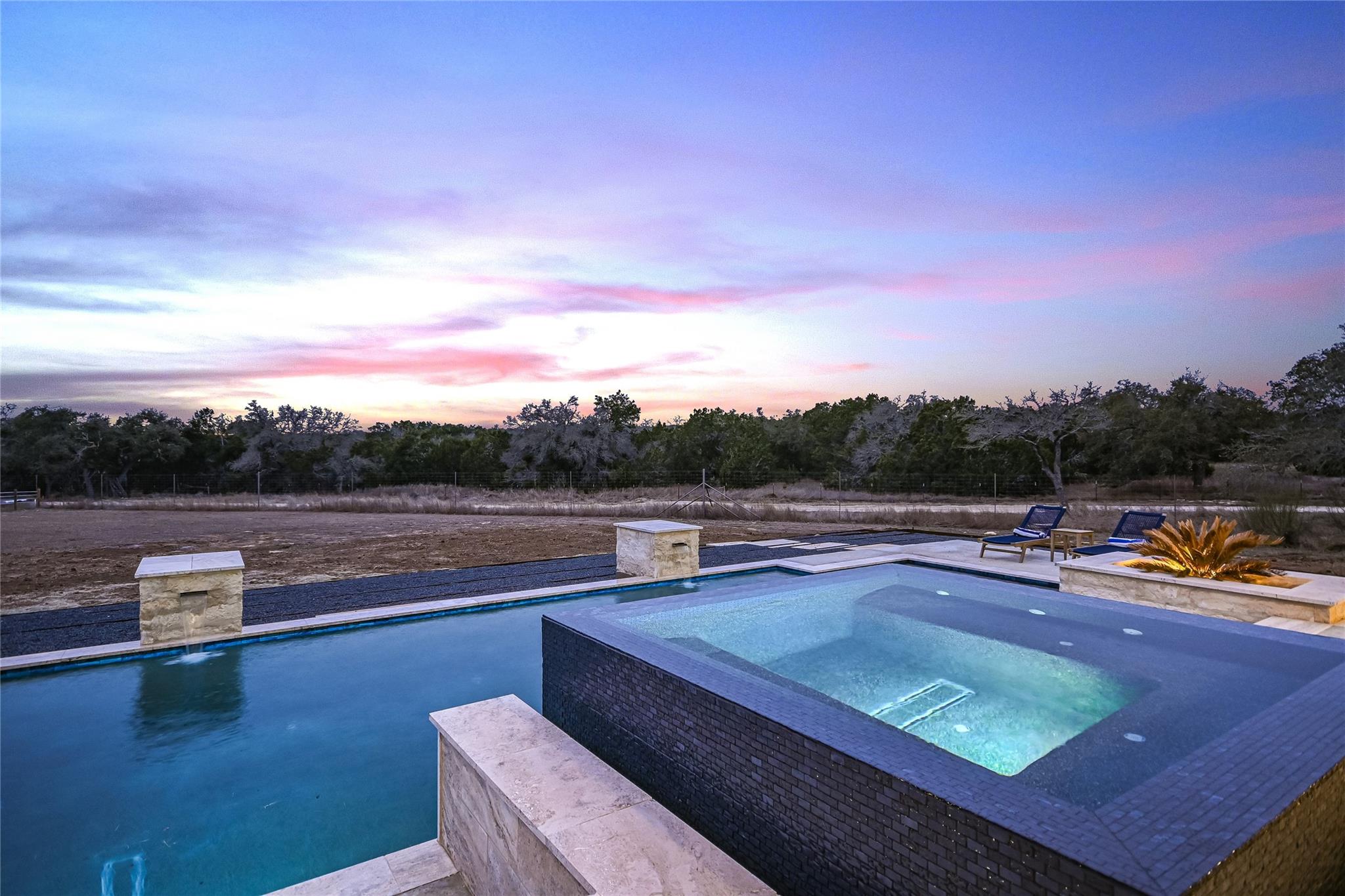 207 Gwendolyns Trail Wimberley TX 78676