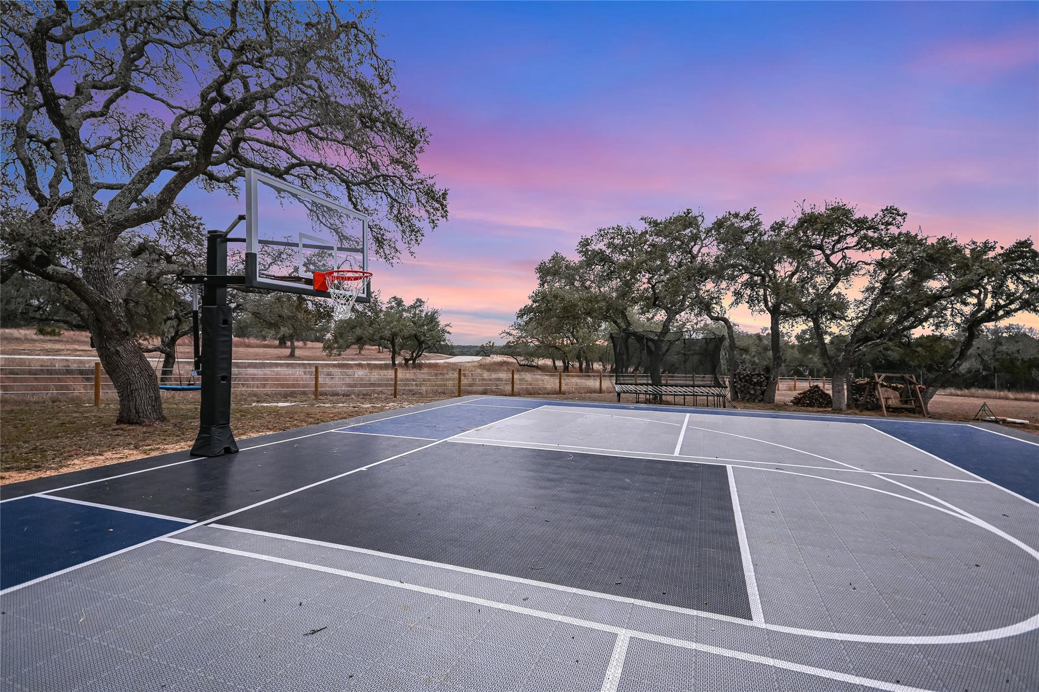 207 Gwendolyns Trail Wimberley TX 78676