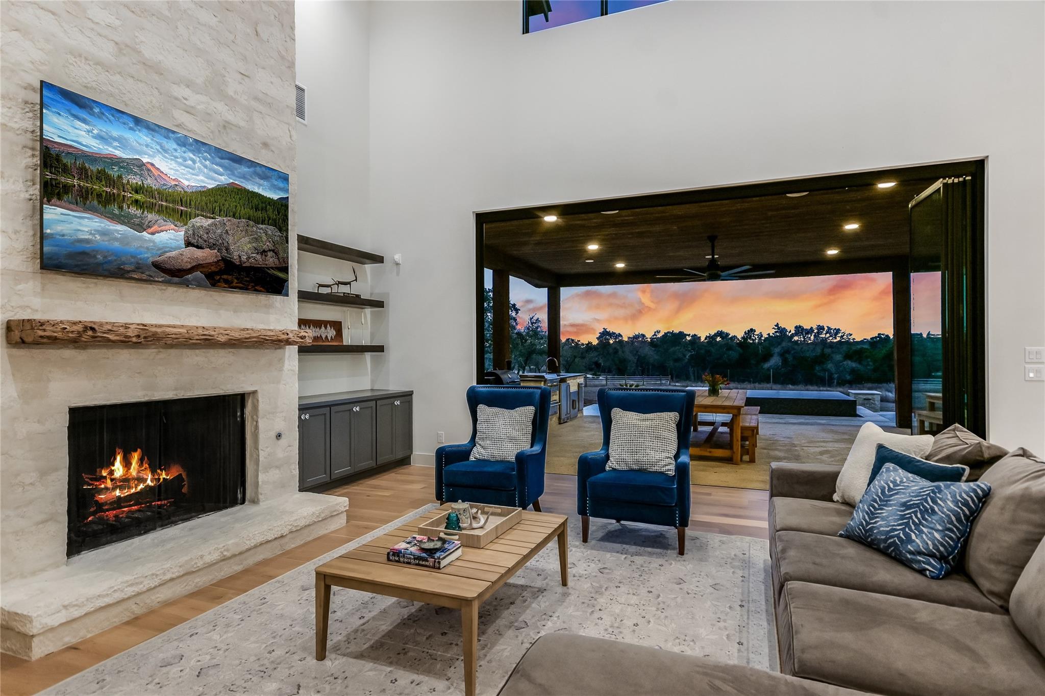 207 Gwendolyns Trail Wimberley TX 78676