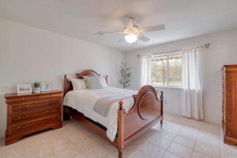 185 E Broken Tree Lane Smithville TX 78957