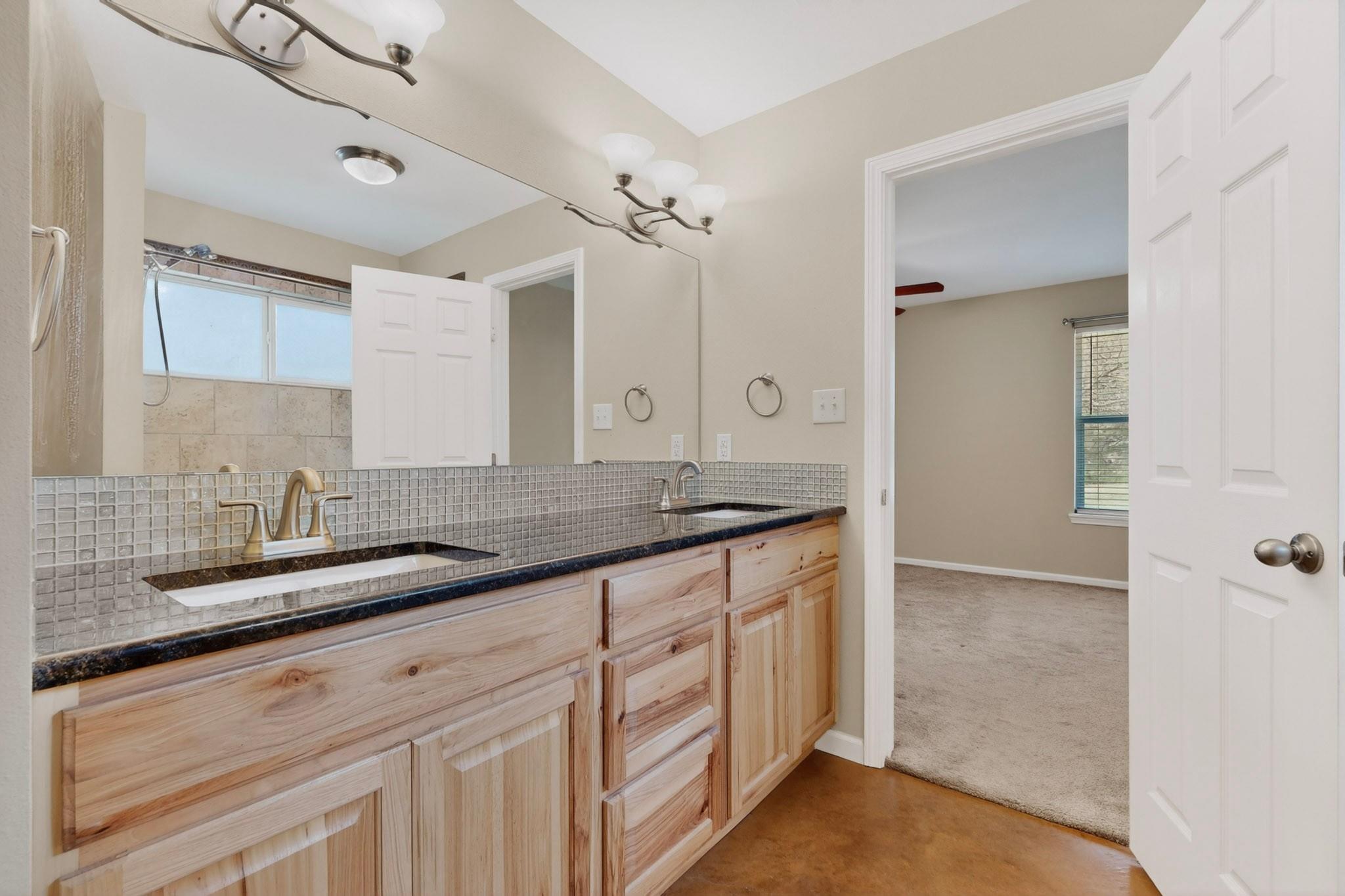 5 Las Flores Drive Wimberley TX 78676