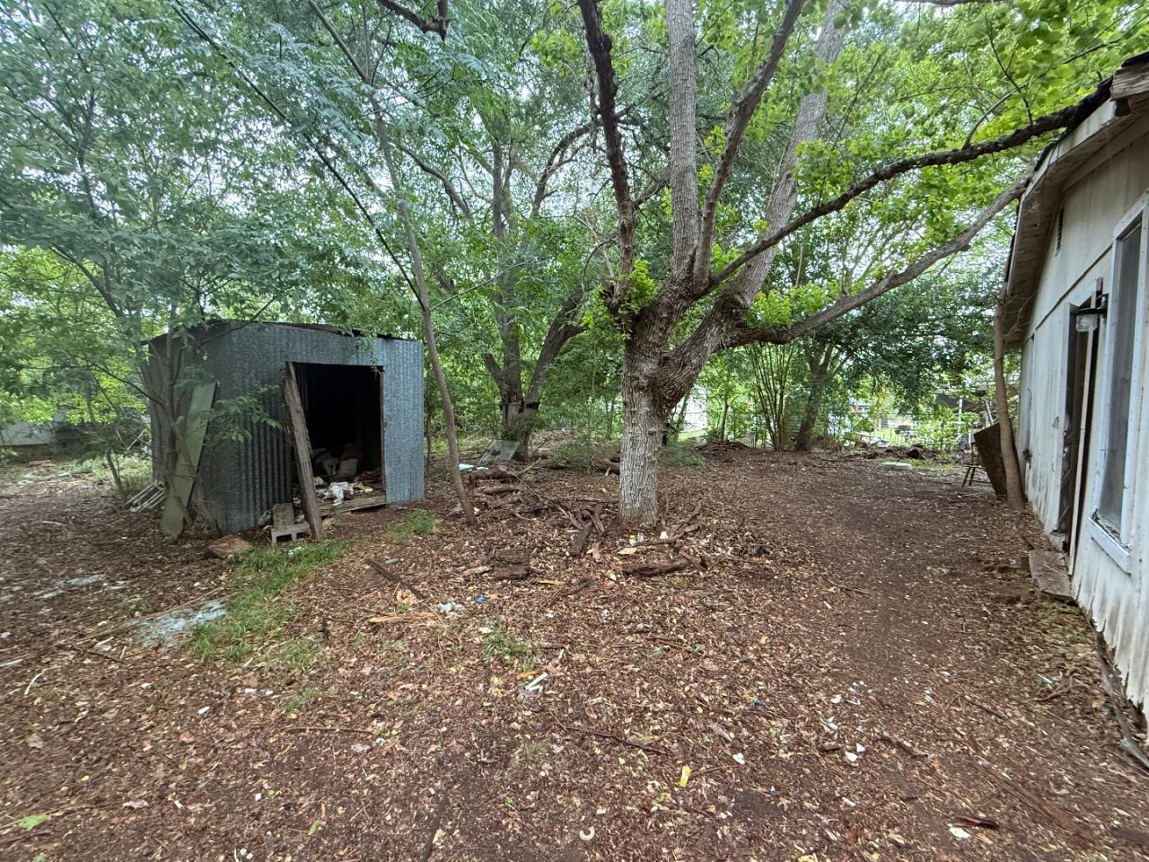 918 S Brazos Street Lockhart TX 78644