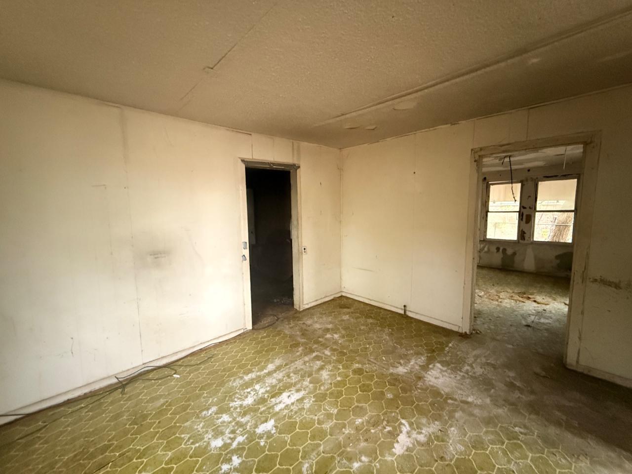 918 S Brazos Street Lockhart TX 78644