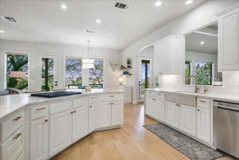 3410 Pawnee Pass S Austin TX 78738