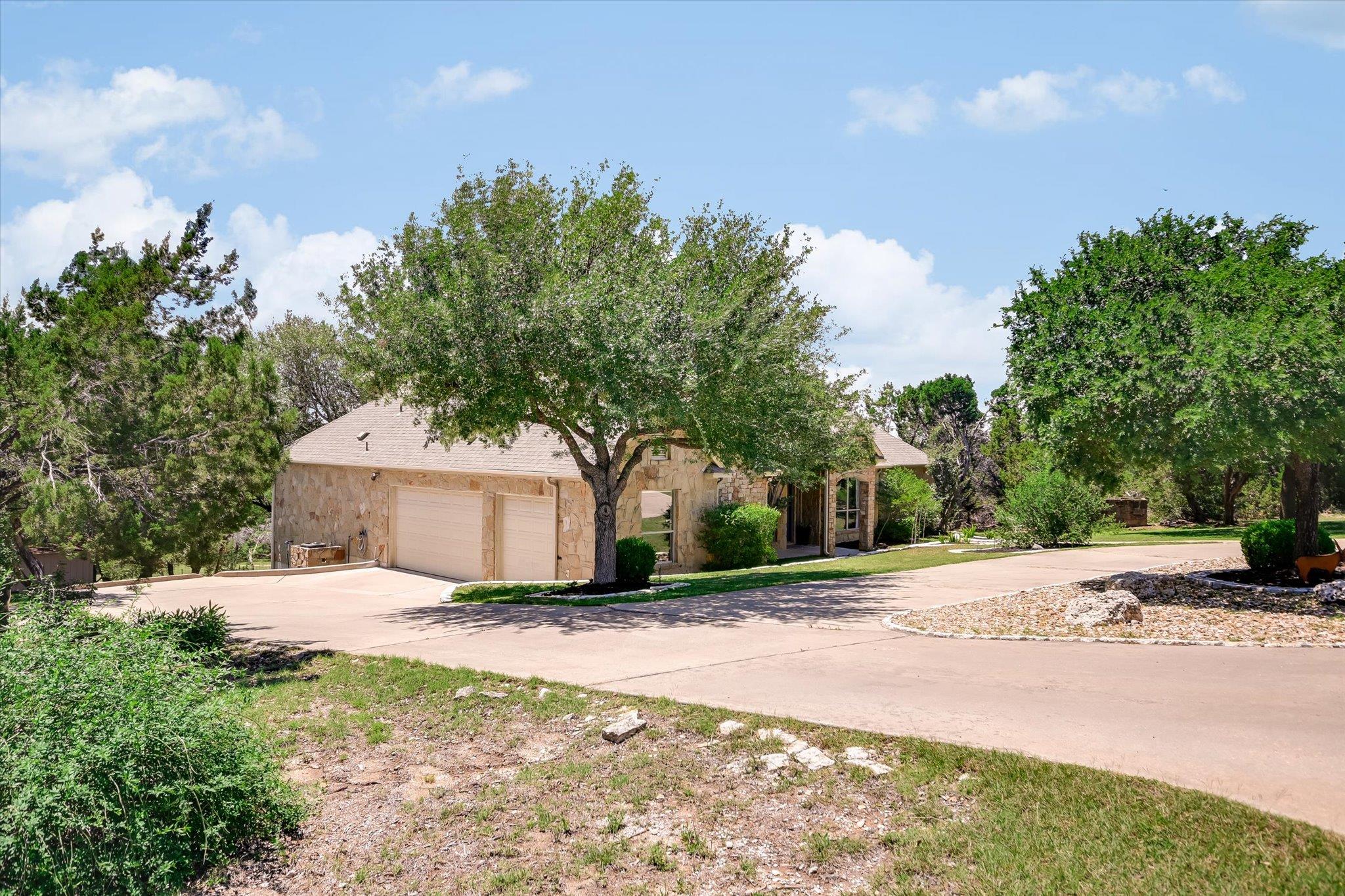 3410 Pawnee Pass S Austin TX 78738