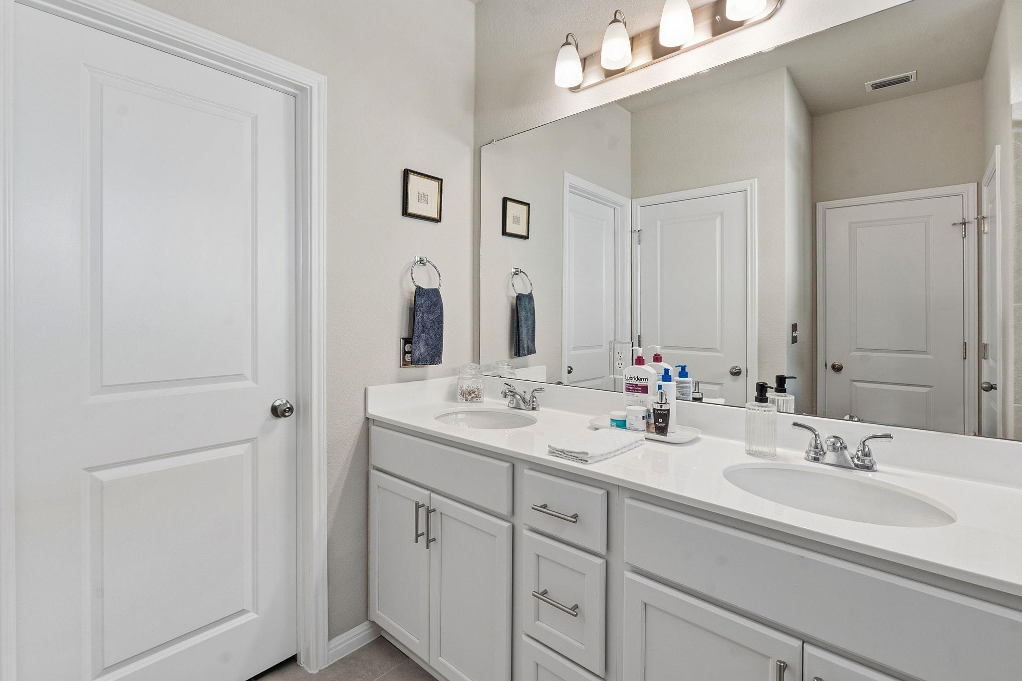6026 Marsh Lane Buda TX 78610