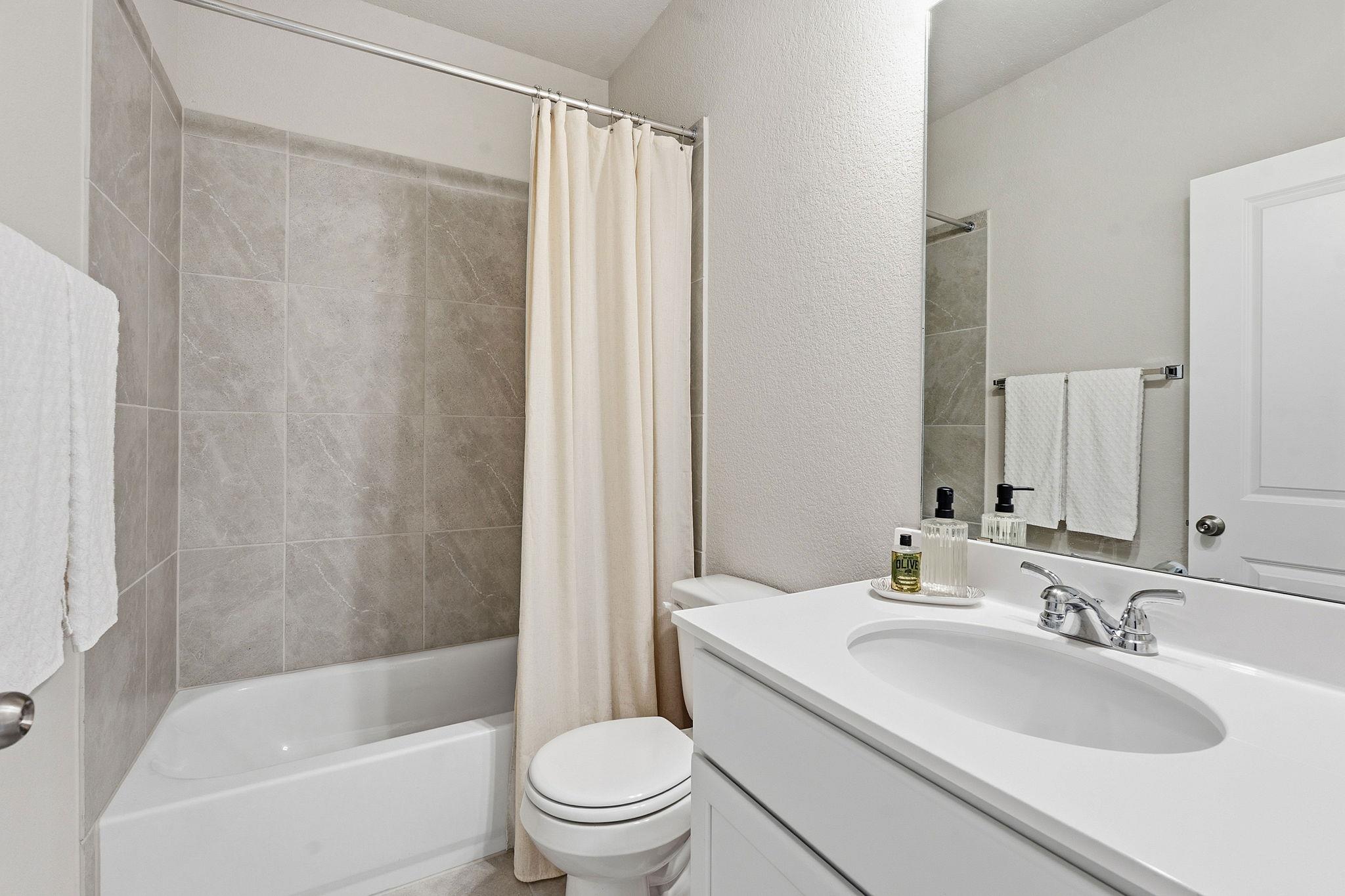 6026 Marsh Lane Buda TX 78610