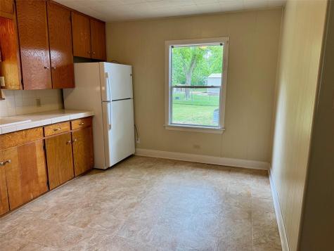 762 E Walnut Street La Grange TX 78945