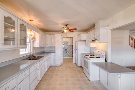 829 State Highway 21 Highway W Cedar Creek TX 78612