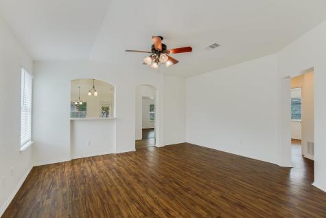 303 Delby Street Hutto TX 78634
