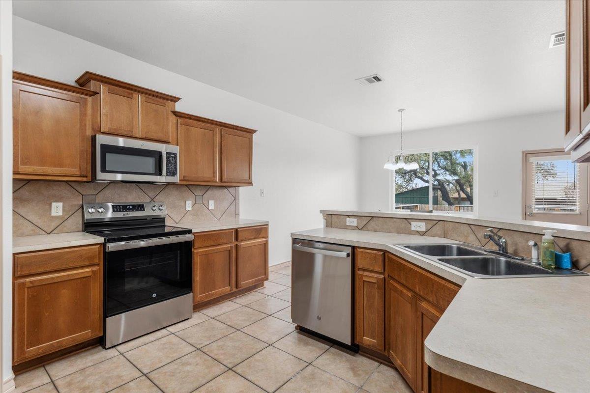 119 E Wildflower Boulevard Marble Falls TX 78654