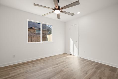 5828 Secrest Drive Austin TX 78759