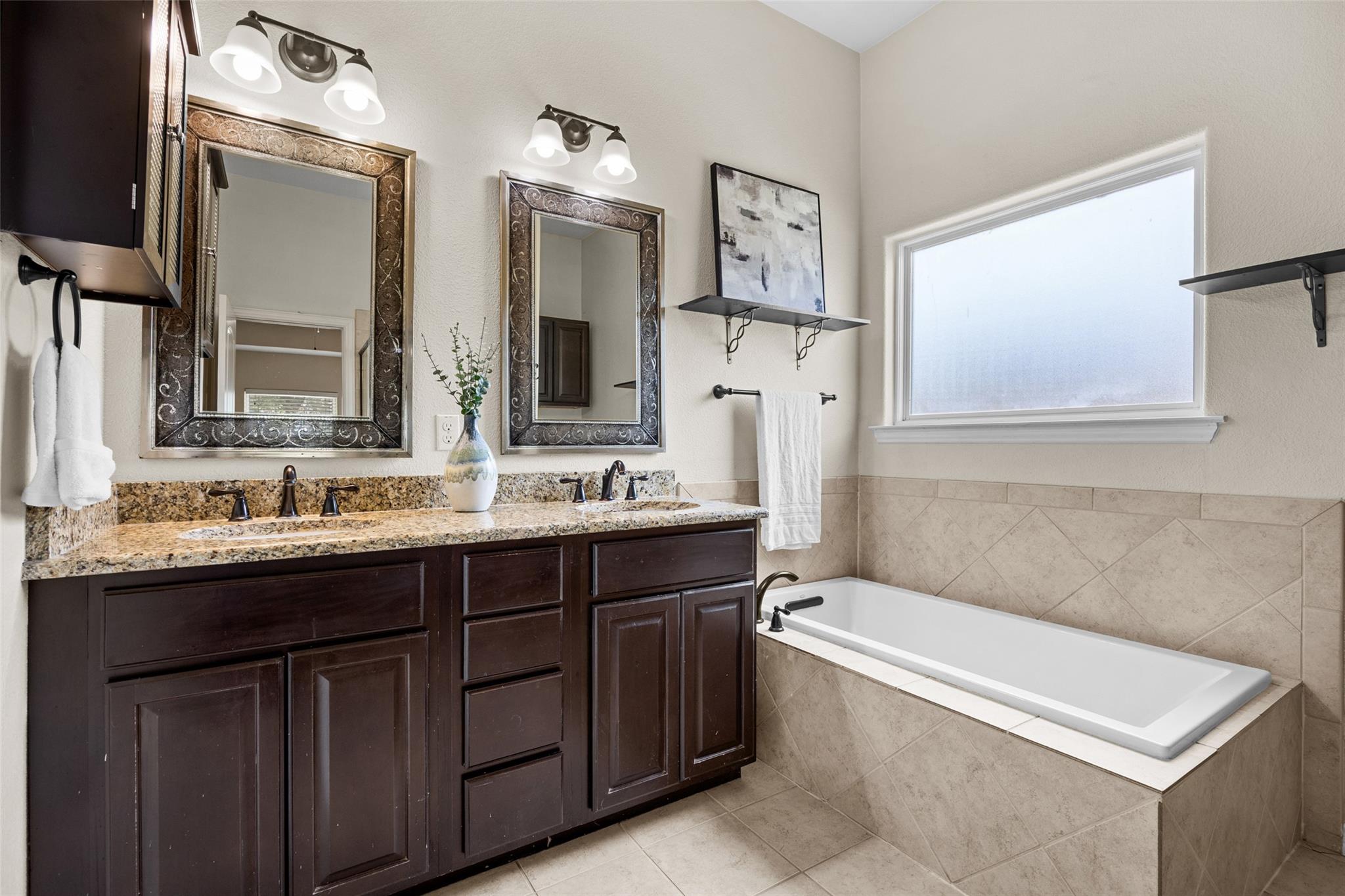 10409 Little Creek Circle Dripping Springs TX 78620