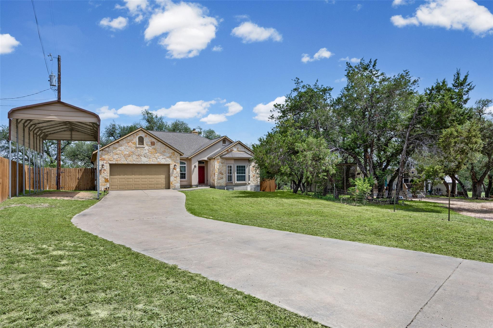 10409 Little Creek Circle Dripping Springs TX 78620