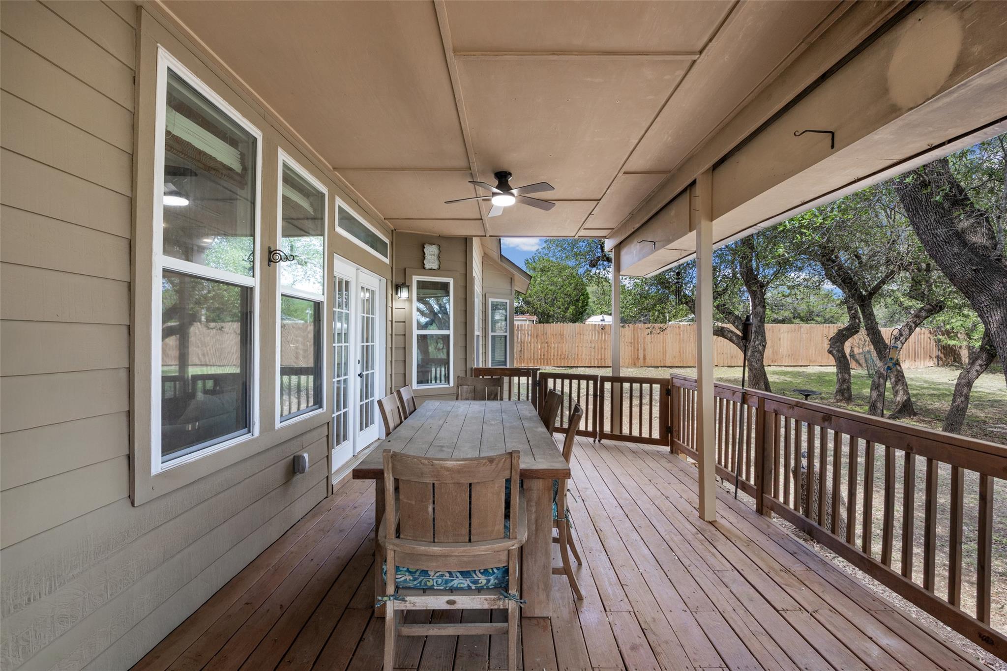 10409 Little Creek Circle Dripping Springs TX 78620