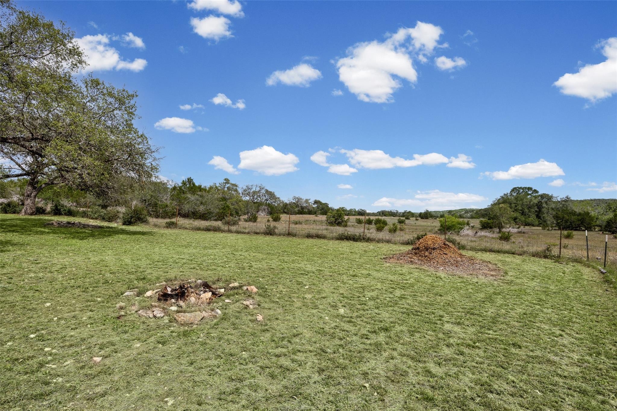 10409 Little Creek Circle Dripping Springs TX 78620