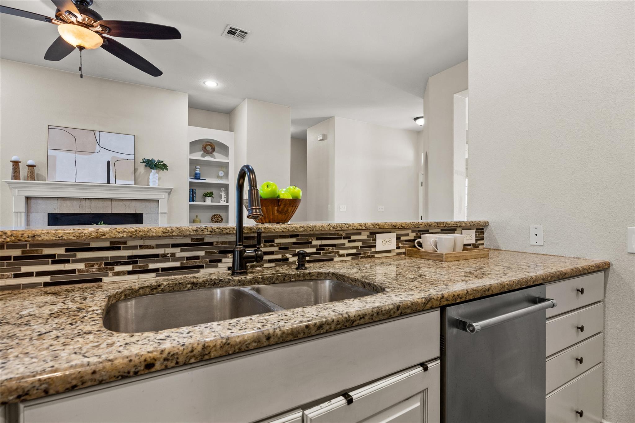 10409 Little Creek Circle Dripping Springs TX 78620