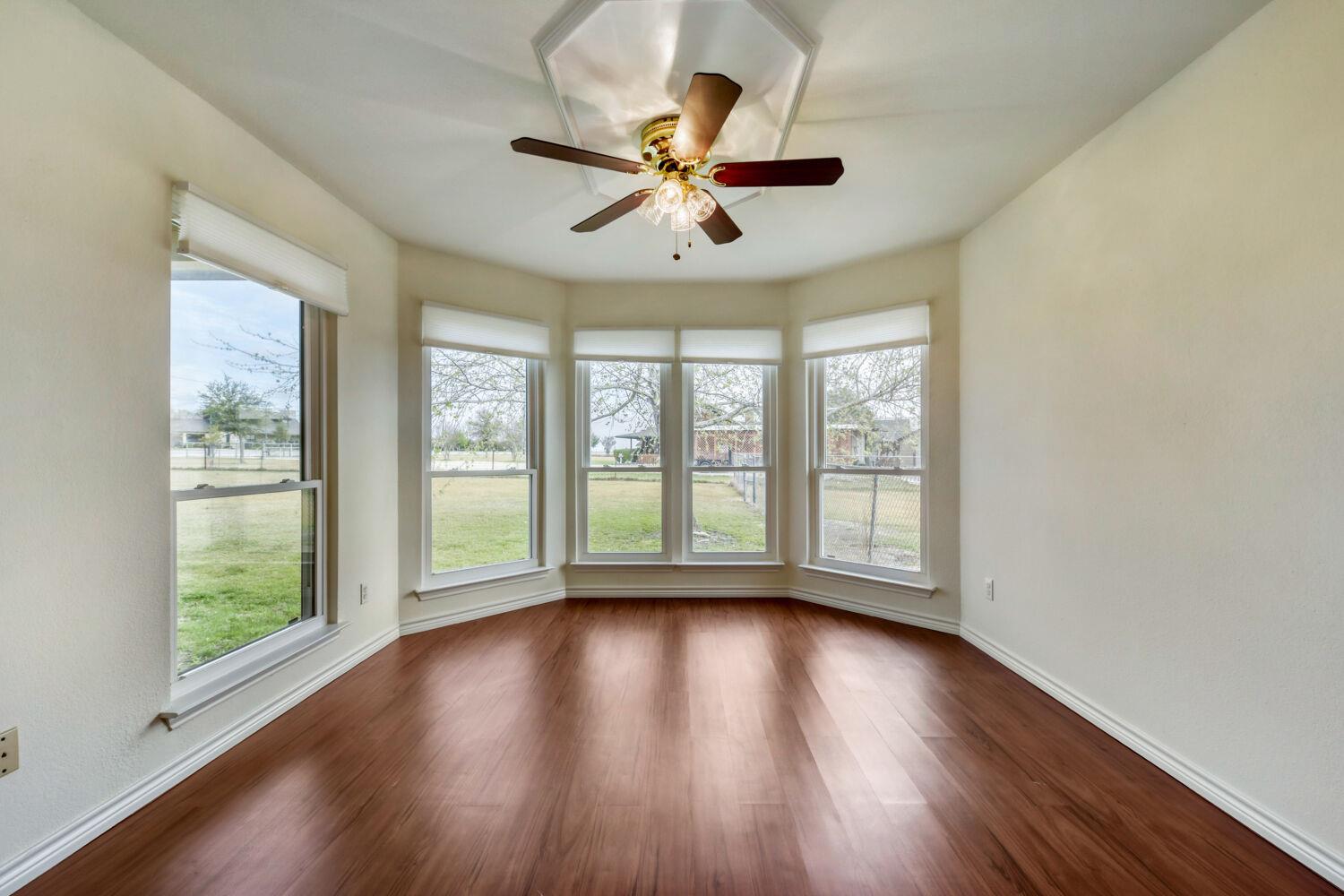 2601 Windy Ridge Road Taylor TX 76574