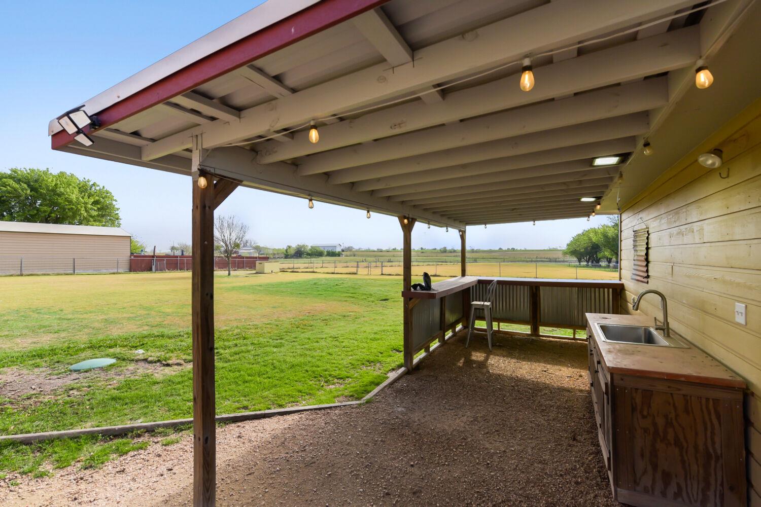 2601 Windy Ridge Road Taylor TX 76574