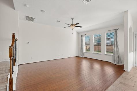 102 Plantain Drive Hutto TX 78634